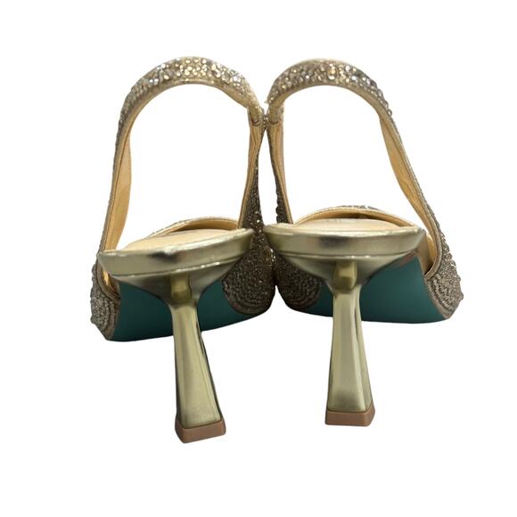 Betsy Johnson Shimmering Clark Pumps Light Gold - Picture 9 of 9